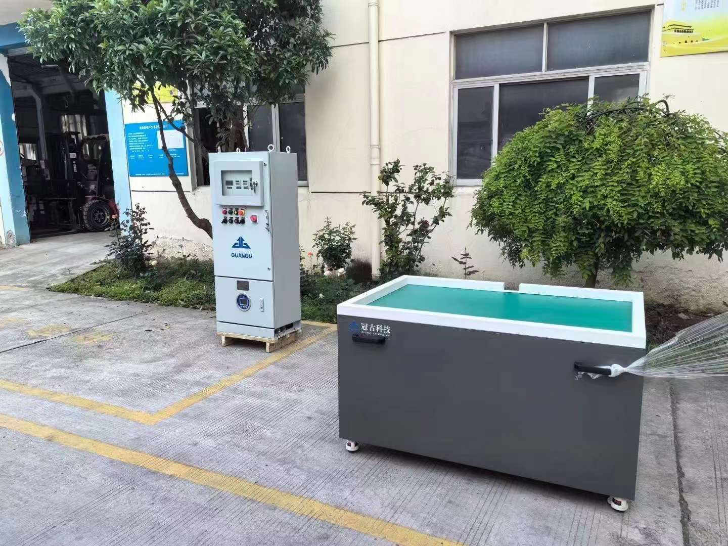 醫(yī)療防爆磁力拋光機的應用